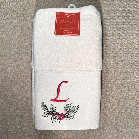 Avanti Other - 2 Avanti Cream\Ivory Christmas Hand Towels with Red Monogram and Holly -QUALITY-